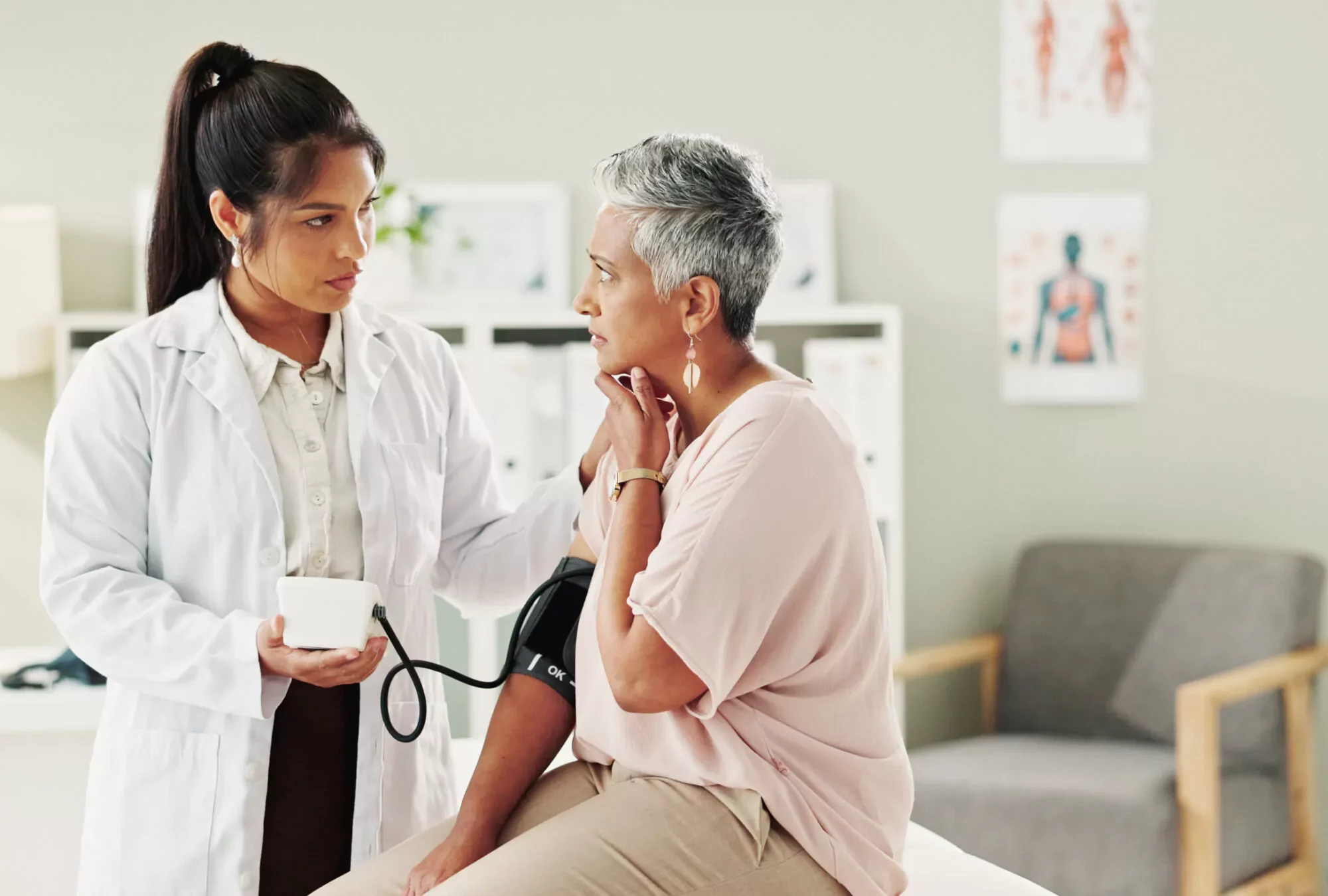 gender bias in medical diagnosis agency consulting consultancy experts